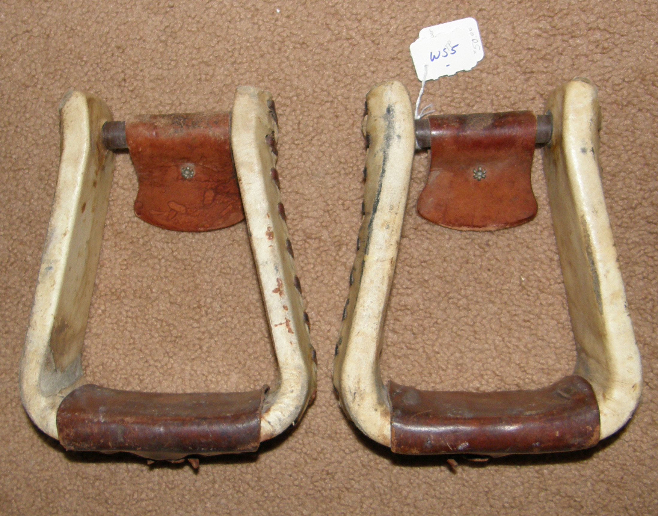 western stirrups pg1